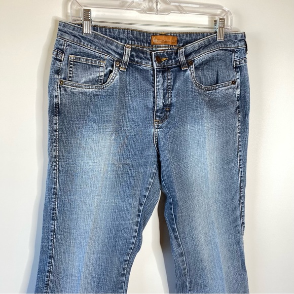 Lee Womens Jeans One True Fit 11/12 Petite Blue Distressed Bootcut Stretch - Picture 2 of 13